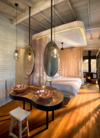 هتل ساخته شده از چوب منحنی