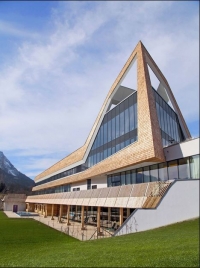 ساختمان اسپا توچال  Narzissenbad Aussee