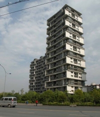  حیاط  عمودی آپارتمان-وَنگ شوُ(پروژه4)