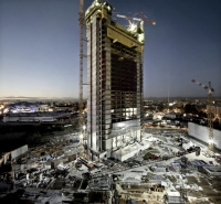 تره آلیانز زندگی شهری-آراتا ایسوزاکی(پروژه1) تره آلیانز زندگی شهری-آراتا ایسوزاکی(پروژه1)