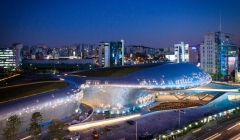 طراحی میدان و پارک "دانگ دایمون" - زاها حدید ( پروژه 13 )