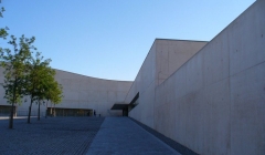 مرکزورزش  یوبرگات-آلوارو سیزا(پروژه11)