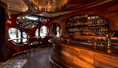 بار ساخته شده از چوب منحنی