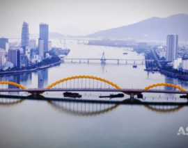 نگاهی بر پل اژدها نگاهی بر پل اژدها