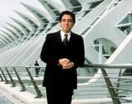 بررسی برخی آثار سانتیاگو کالاتراوا از زبان خودش