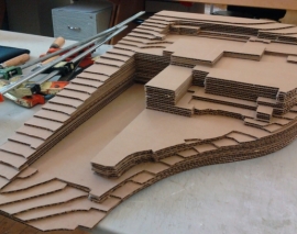 ساخت ماکت توپوگرافی: ویلایی روی شیب ساخت ماکت توپوگرافی: ویلایی روی شیب