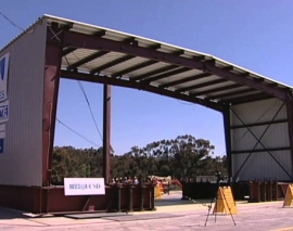 ارزیابی یک سازه فلزی تحت بارگذاری لرزه ای