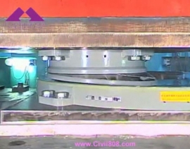 کلیپ آزمایش بارگذاری رفت و برگشتی (سیکلی) بر روی جداساز لرزه ای لغزنده پاندولی