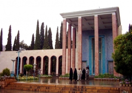  مقبره سعدی