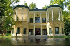 کاخ نیاوران