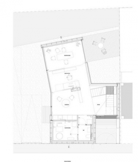 خانه ی Holzmassivhaus ساخته شده از چوب ساده