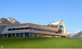 ساختمان اسپا توچال  Narzissenbad Aussee