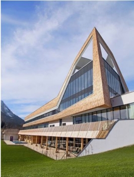 ساختمان اسپا توچال  Narzissenbad Aussee