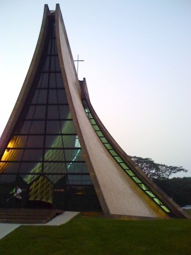 مرکز علوم ماکائو-لئو مینگ پی(پروژه3)