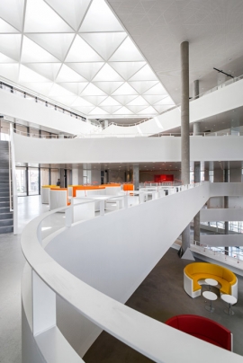 ساختمان  دانشگاه Kolding معمار Henning Larsen