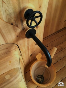 غار SAUNA ساخته شده  توسط پارتیزان ها