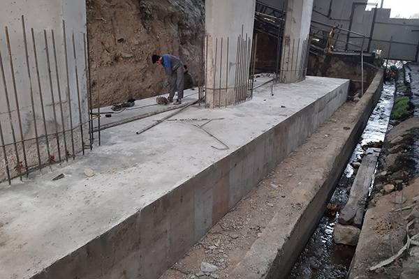 مقاوم سازی پل در تقاطع بزرگراه شهید سلیمانی و حقانی