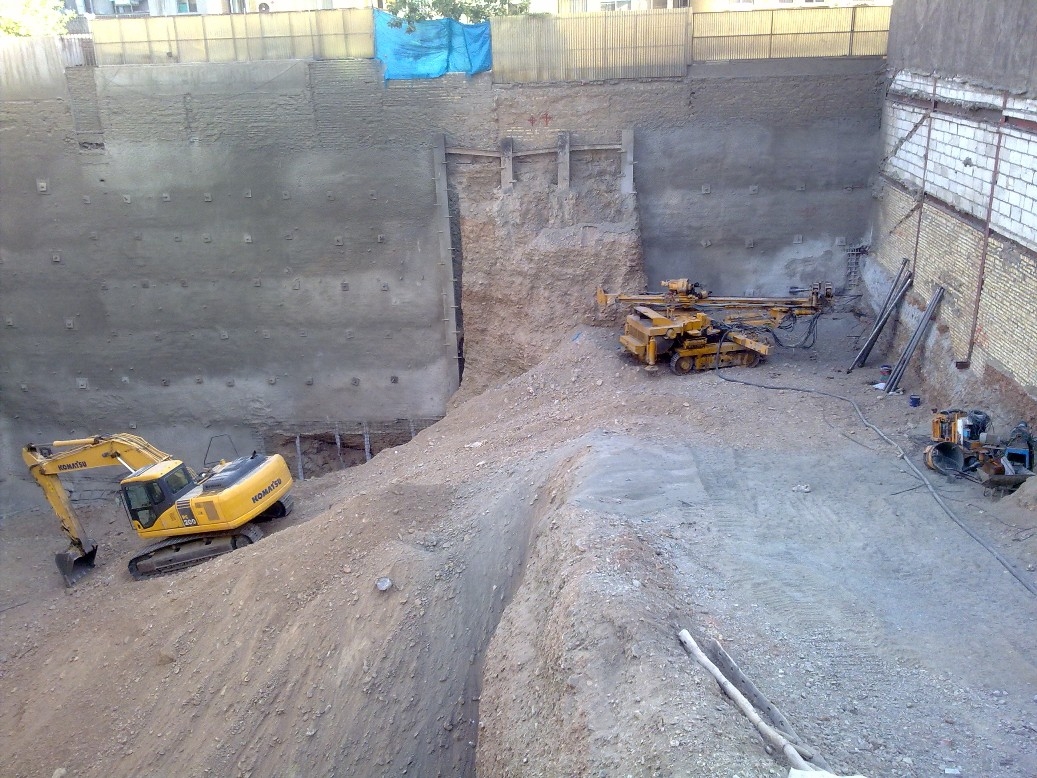 دوره کاربردی اصول تخریب، گودبرداری و سازه نگهبان